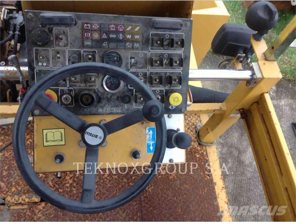 CATERPILLAR BB-740 CATERPILLAR BB-740