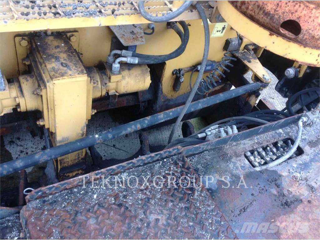 CATERPILLAR BB-740 CATERPILLAR BB-740