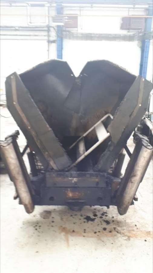 BOMAG BF 223 C BOMAG BF 223 C