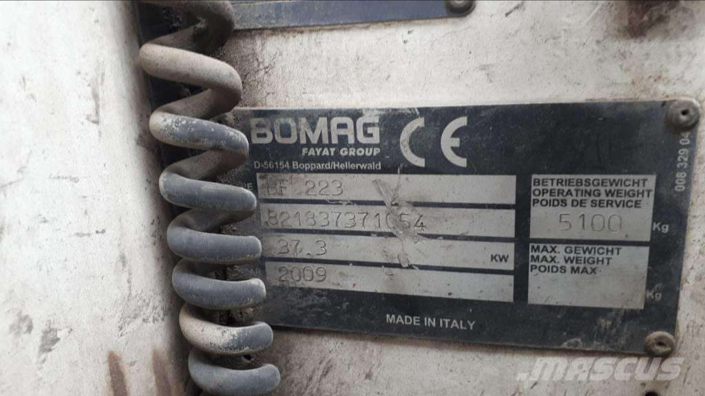 BOMAG BF 223 C BOMAG BF 223 C